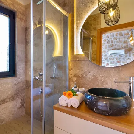 Water Edge 3 Villa *