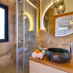 Water Edge 3 Villa *